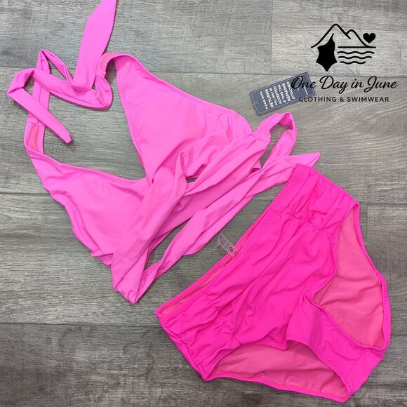 Blooming Jelly Halter Cross Front Wrap Ruched Bikini Swimsuit Size M - Picture 3 of 6